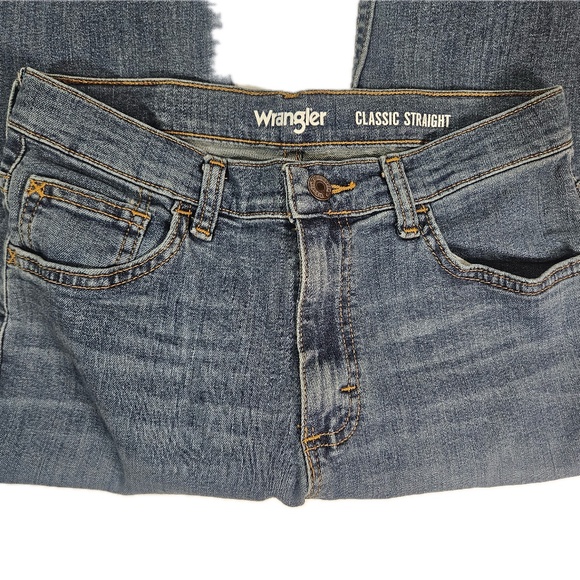 Wrangler Blue Straight Leg Jeans - Picture 7 of 10